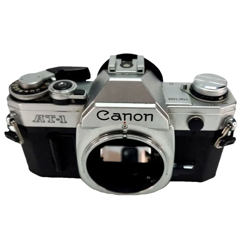 CANON AT-1 SLR‎ 35mm Film Camera with Zoom Lens. Vintage